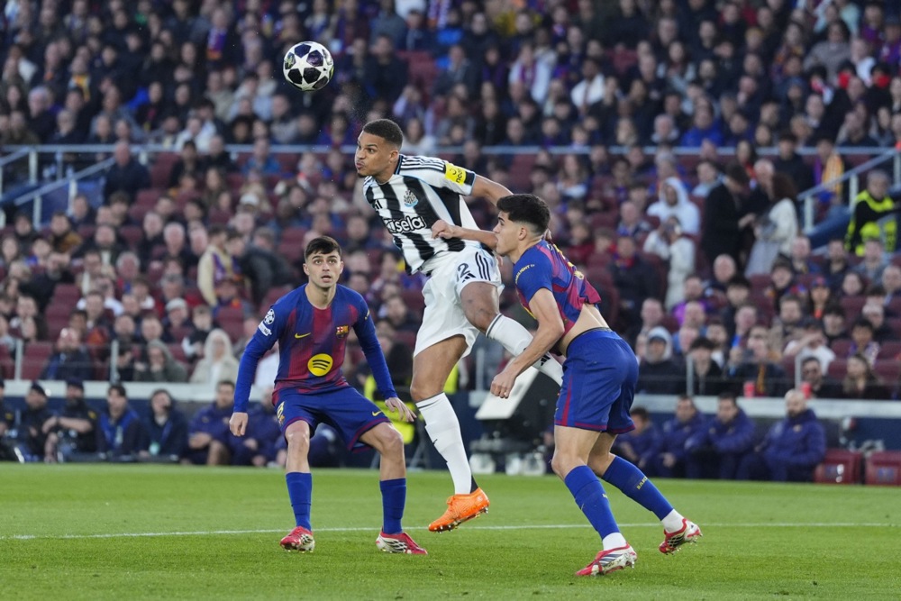 POLUVREME - "Ludnica" na Kamp Nou, Njukasl ozbiljno uzdrmao Barsu, ali ipak gubi